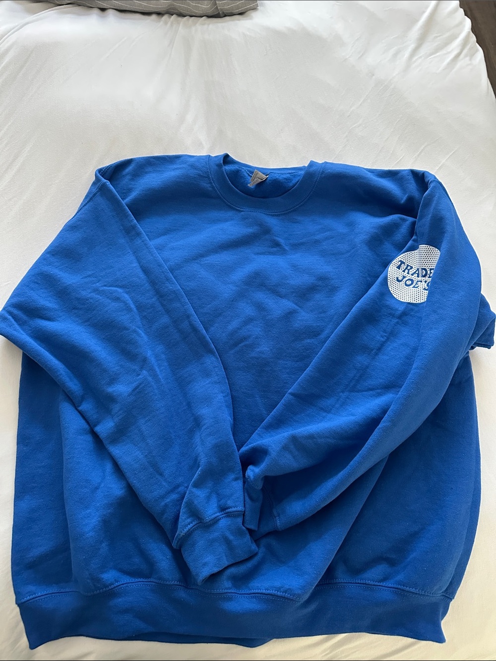 Trader Joe’s Men’s Pull over sweater XL